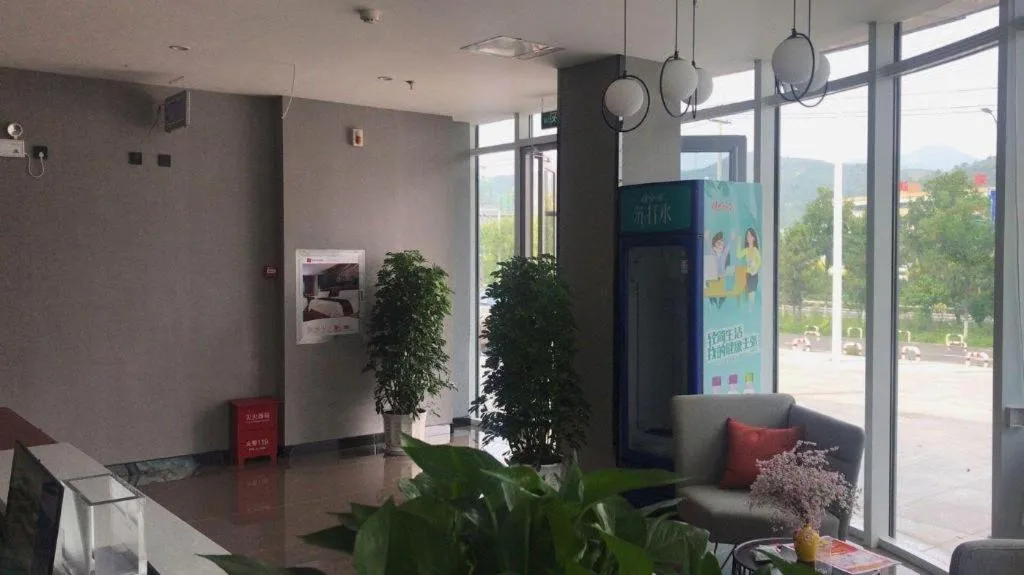 Thank Inn Hotel Hebei Chengde Fengning Coach Terminal