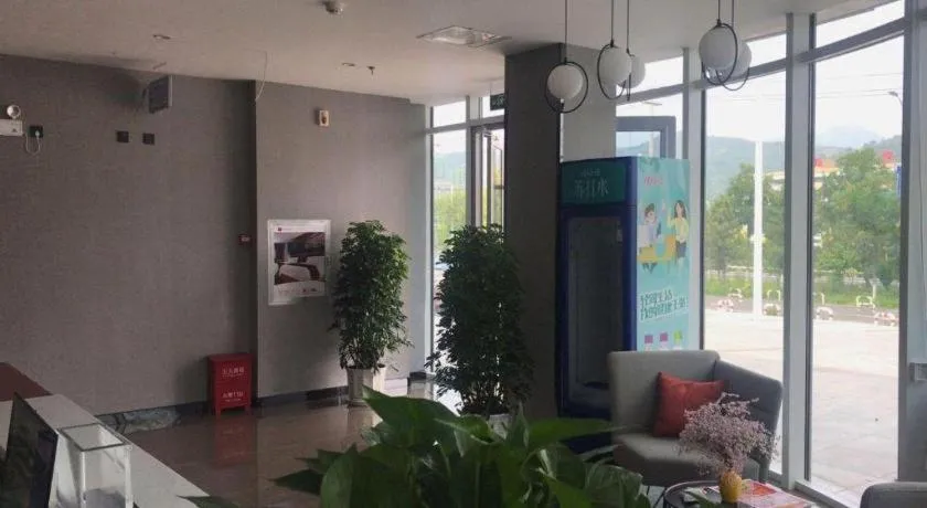 Thank Inn Hotel Hebei Chengde Fengning Coach Terminal