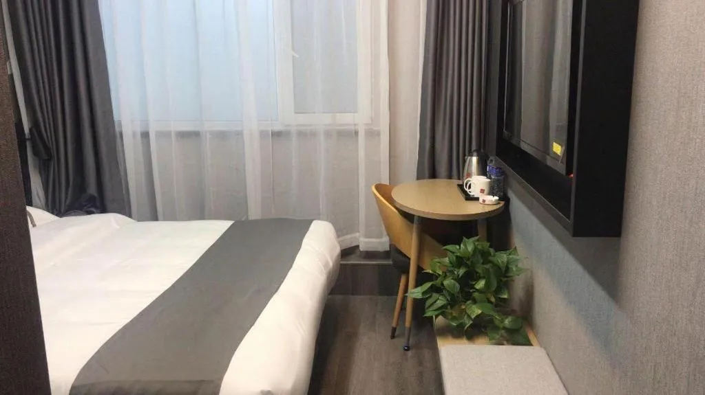 Bed in Thank Inn Hotel Hebei Chengde Fengning Coach Terminal