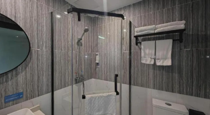 Thank Inn Hotel Anqing Guangcai Big Market Passenger Center