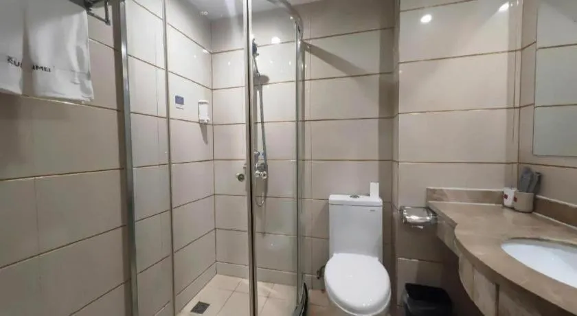 Thank Inn Hotel Anqing Guangcai Big Market Passenger Center