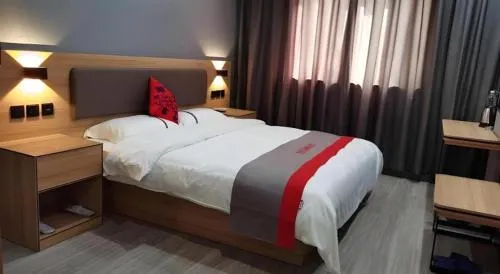 Jun Hotel Henan Sanmenxia Dennis Plaza