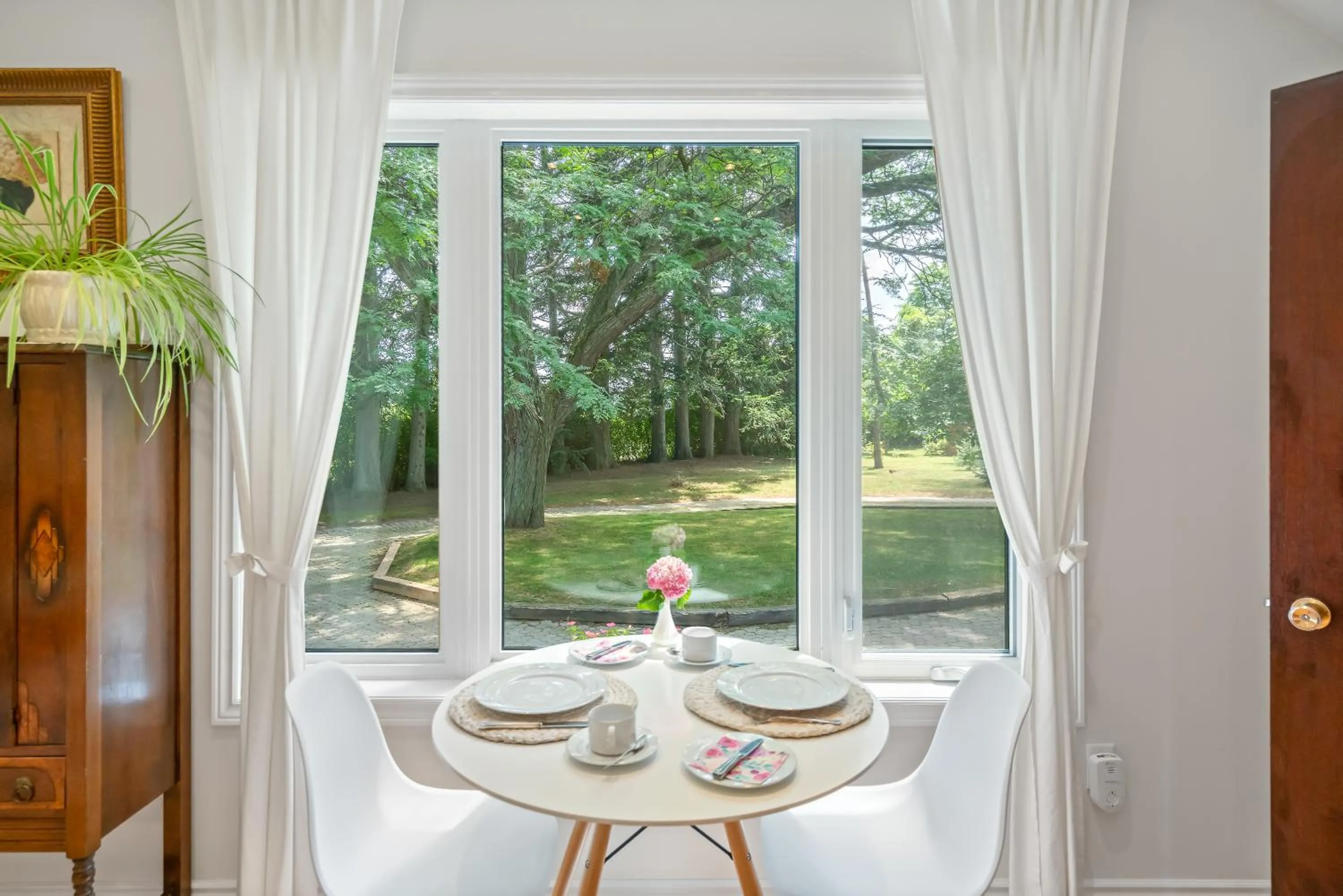Dining area in Vineyard Villa
