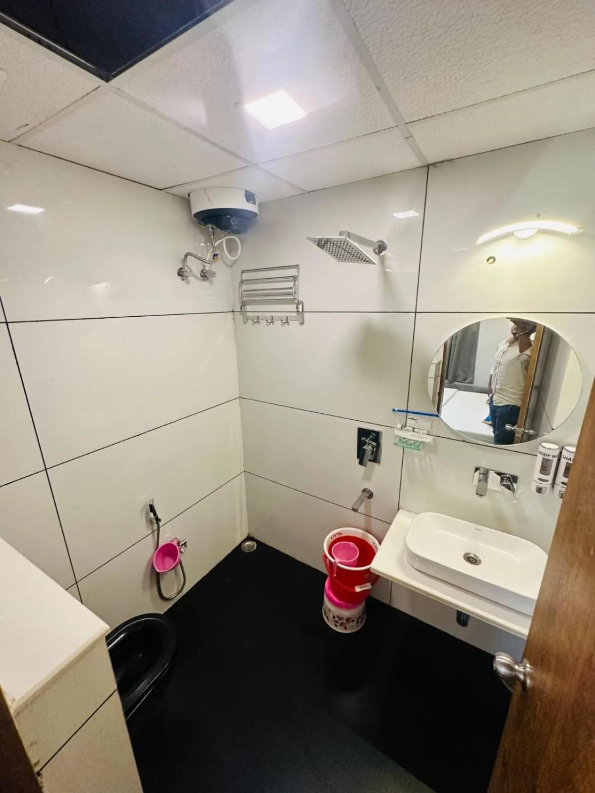 Bathroom in HOTEL DEVA INN