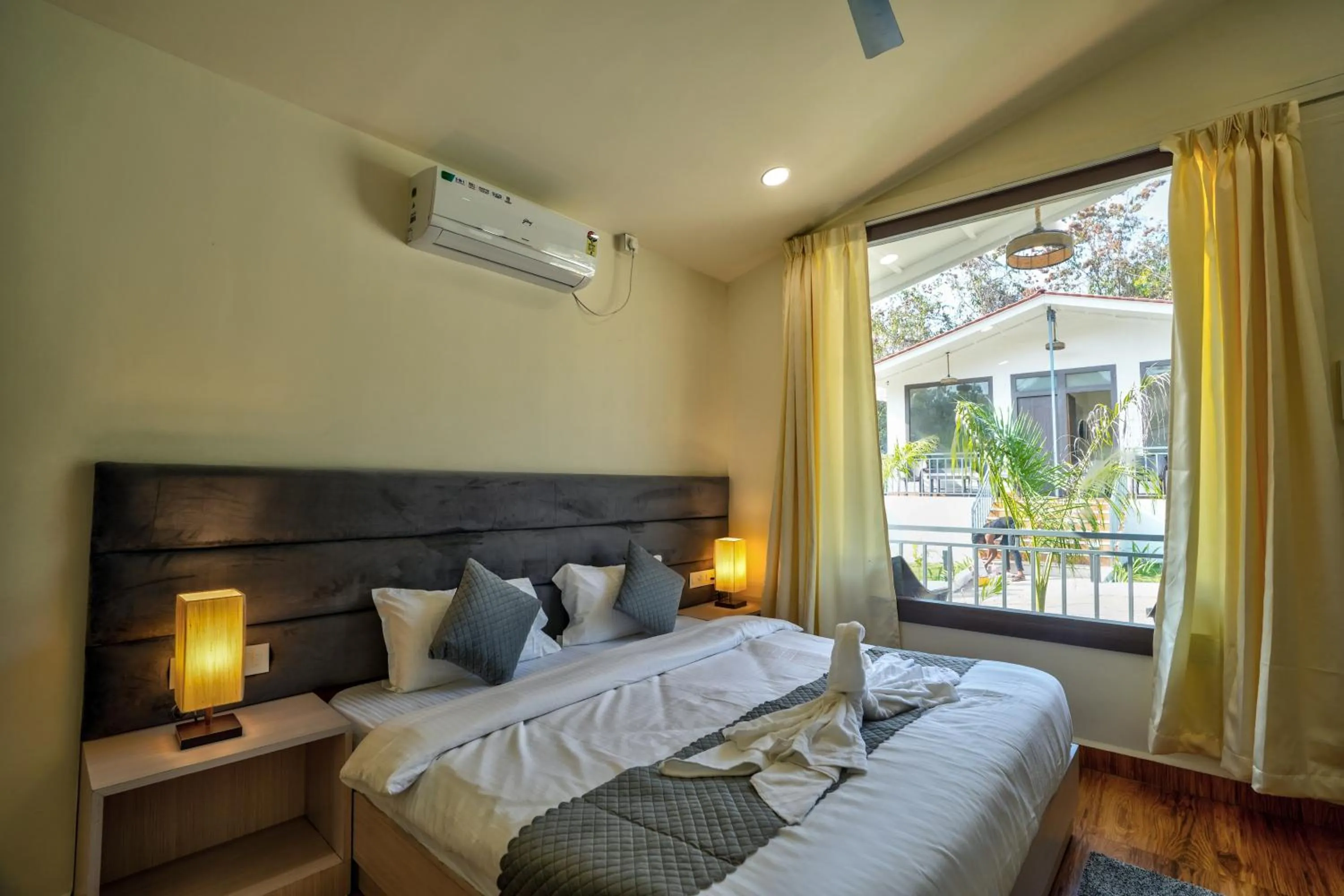 Photo of the whole room, Bed in Amore Serenity Resort