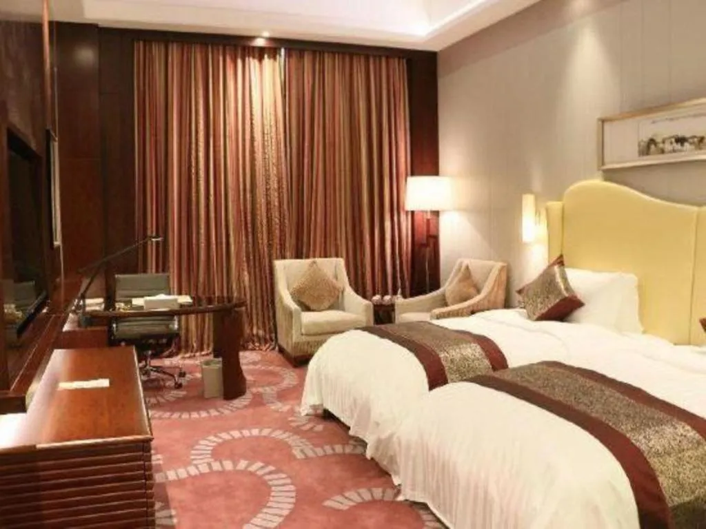 Bed in Bairun Zhenjiang International Hotel
