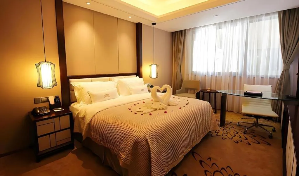 Bed in Xingtai Yuehai Hotel