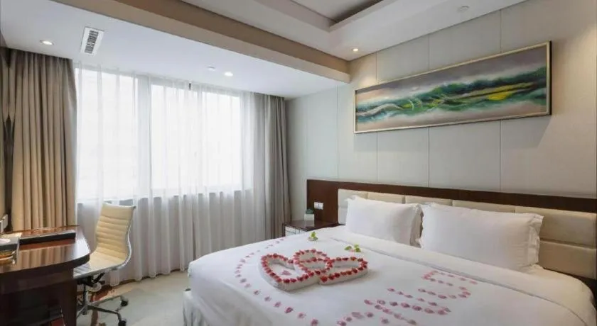 Bed in Xingtai Yuehai Hotel