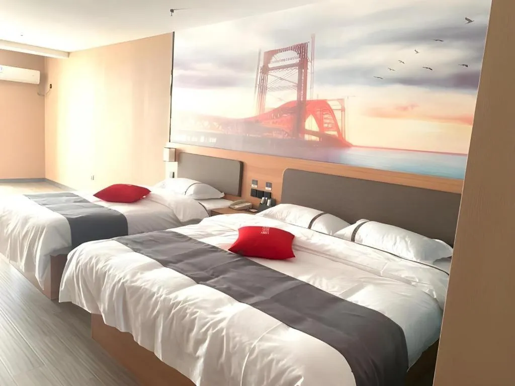Bed in Thank Inn Hotel Shandong Heze Mudan District Bayi Road Pedestrian Street