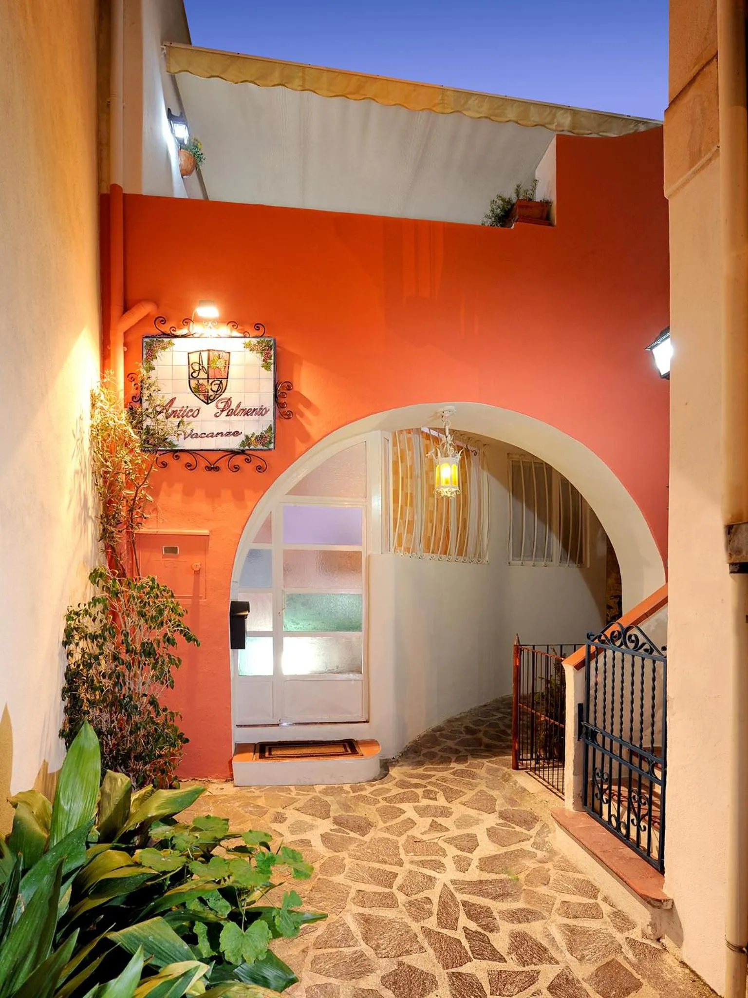 Facade/entrance in B&B Antico Palmento