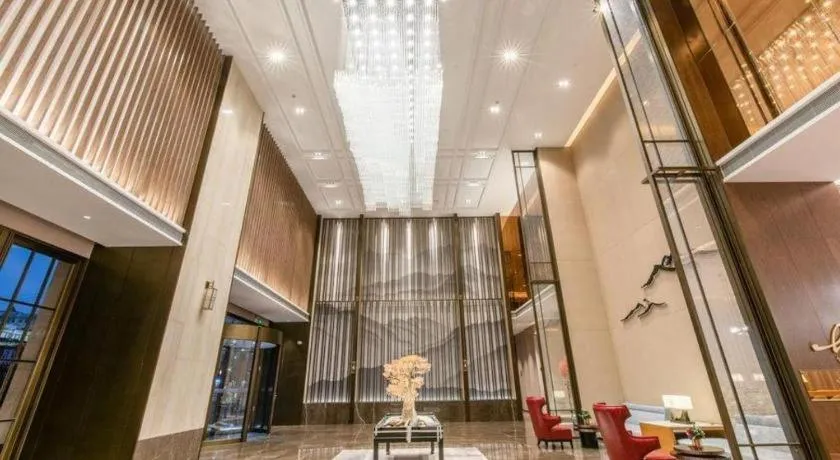 Echeng Hotel Nanning Huqiu Metro Station