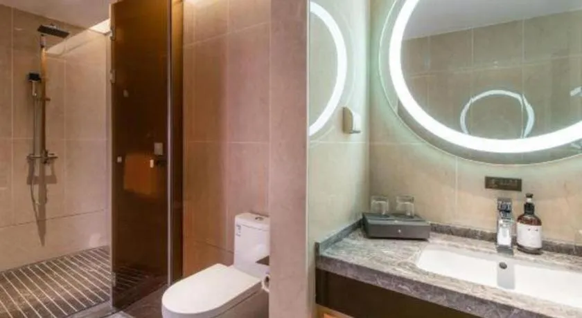 Echeng Hotel Nanning Huqiu Metro Station