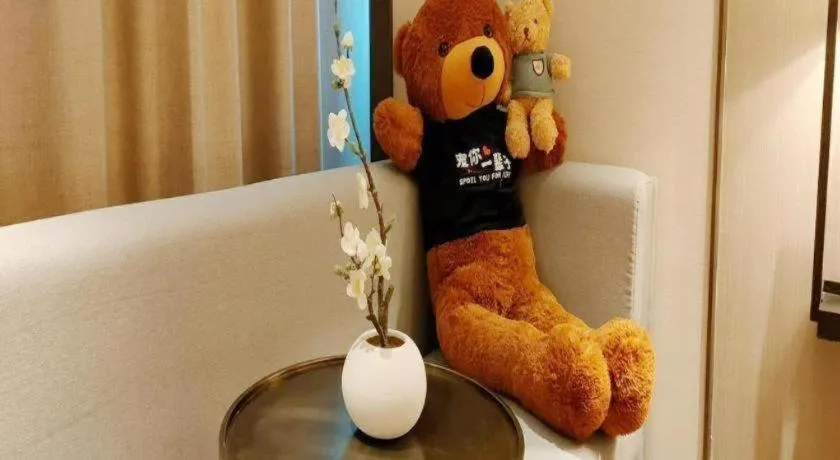 Echeng Hotel Nanning Huqiu Metro Station