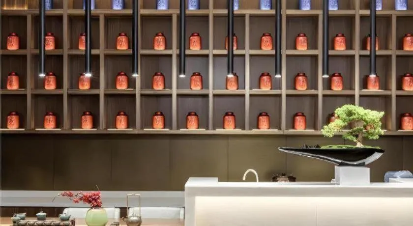 Echeng Hotel Nanning Huqiu Metro Station