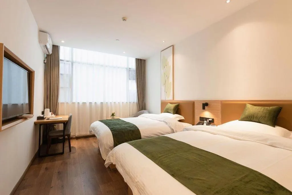 Bed in Green Tree Inn Nanchang Zhongshan Road Bayiguan