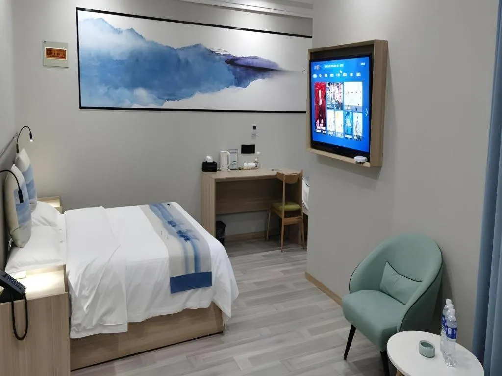 Bed in Green Tree Inn Express Jiangsu Taizhou Xinghua RT-Mart