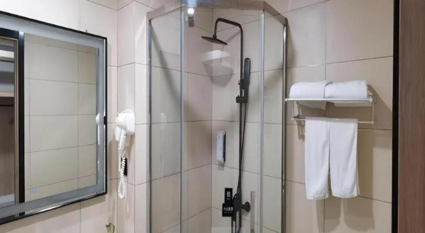 Green Tree Inn Express Jiangsu Taizhou Xinghua RT-Mart