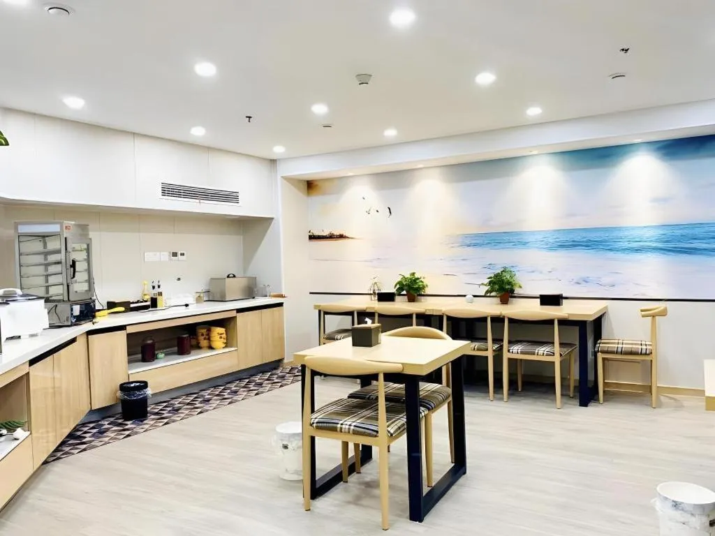 Green Tree Inn Express Jiangsu Taizhou Xinghua RT-Mart