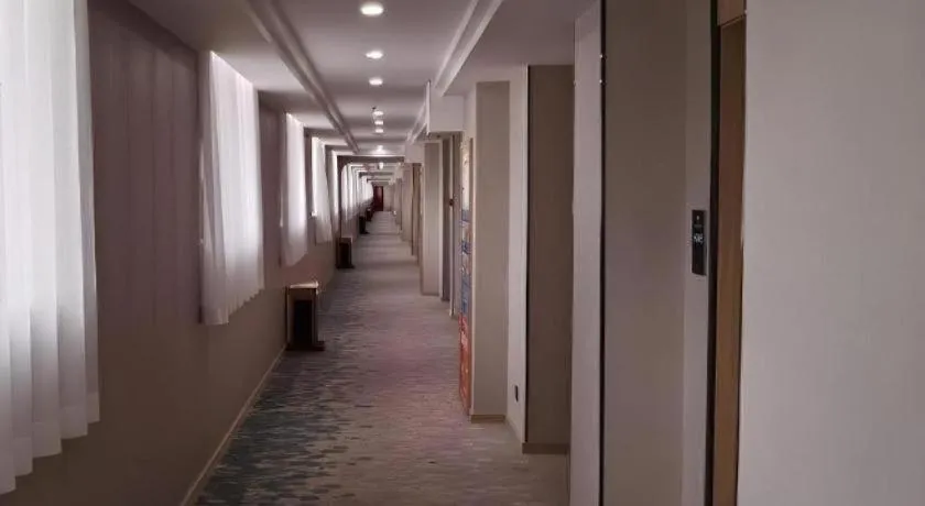 Green Tree Inn Express Jiangsu Taizhou Xinghua RT-Mart