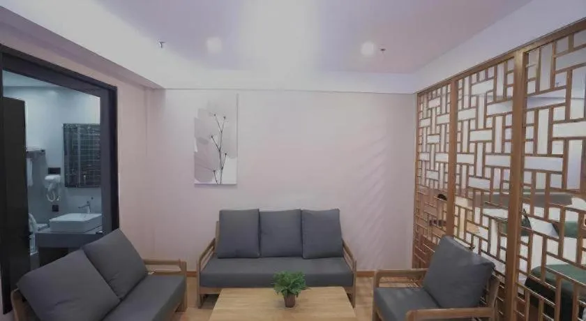 Green Tree Inn Express Weifang Zhucheng Longyuan Shangcheng