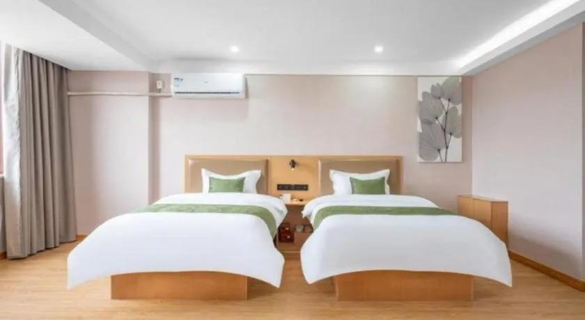 Bed in Green Tree Inn Express Weifang Zhucheng Longyuan Shangcheng