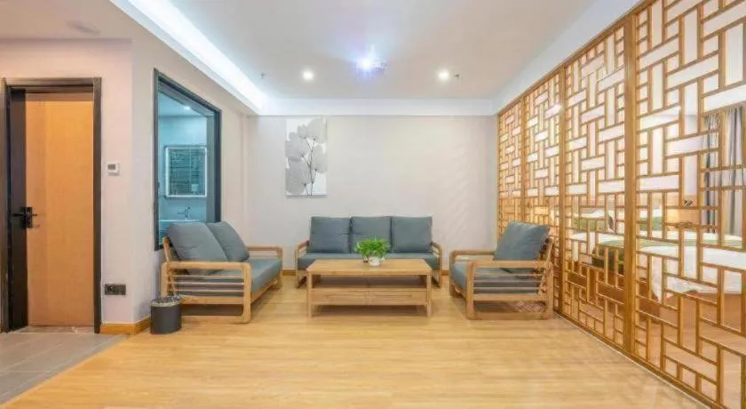 Green Tree Inn Express Weifang Zhucheng Longyuan Shangcheng