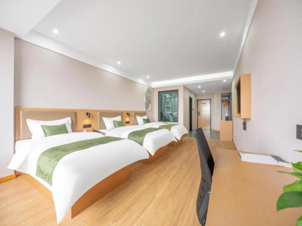 Bed in Green Tree Inn Express Weifang Zhucheng Longyuan Shangcheng