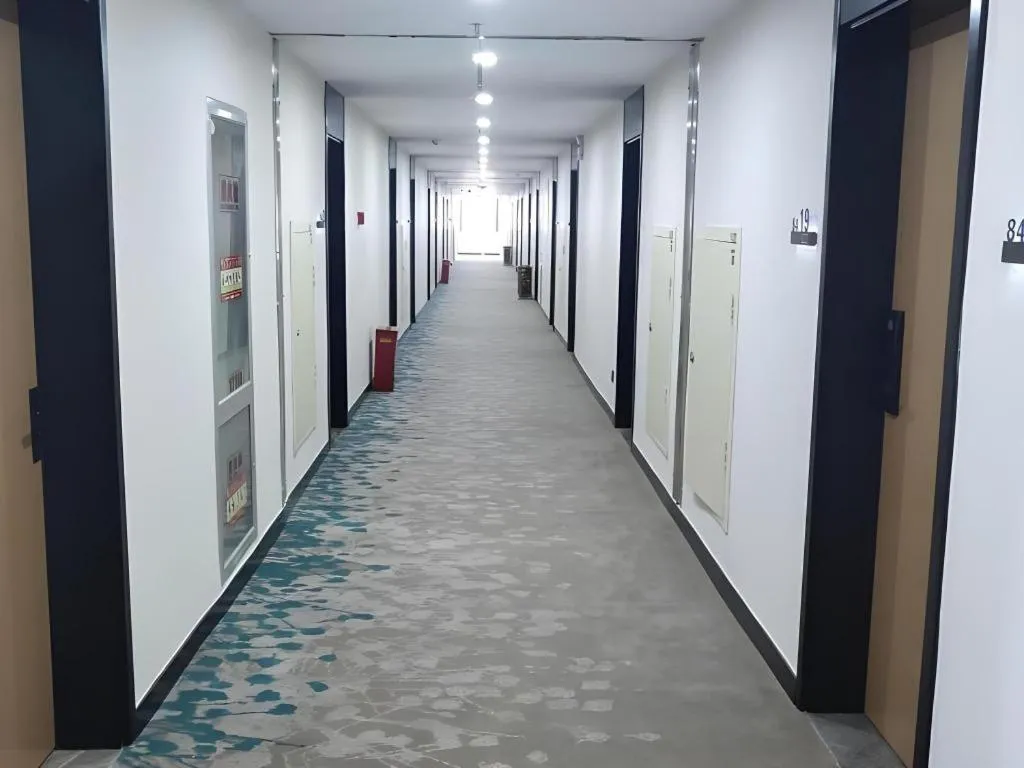 Green Tree Inn Express Weifang Zhucheng Longyuan Shangcheng