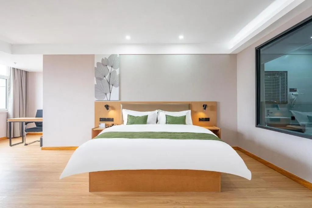 Bed in Green Tree Inn Express Weifang Zhucheng Longyuan Shangcheng