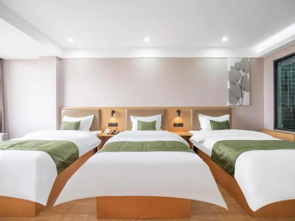 Bed in Green Tree Inn Express Weifang Zhucheng Longyuan Shangcheng