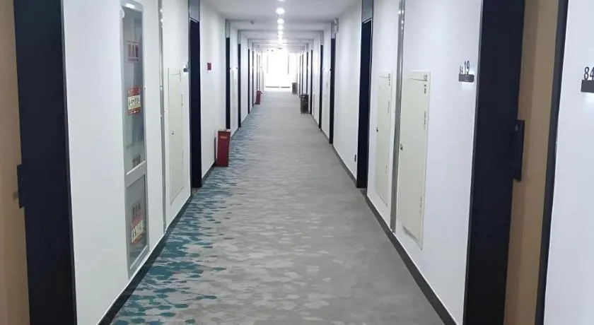 Green Tree Inn Express Weifang Zhucheng Longyuan Shangcheng