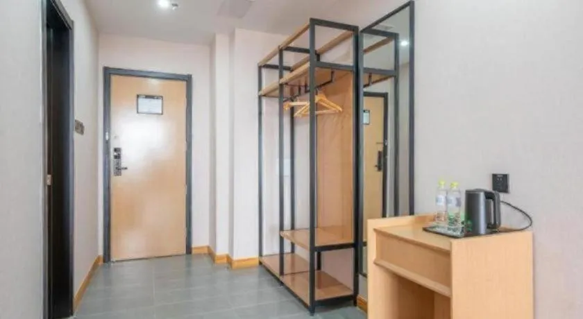 Green Tree Inn Express Weifang Zhucheng Longyuan Shangcheng