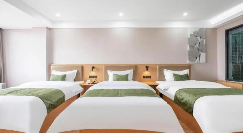 Bed in Green Tree Inn Express Weifang Zhucheng Longyuan Shangcheng