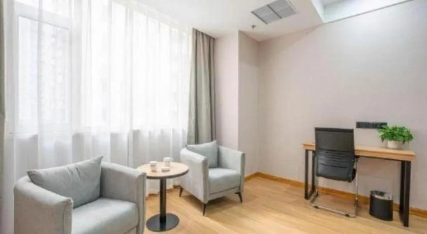 Green Tree Inn Express Weifang Zhucheng Longyuan Shangcheng