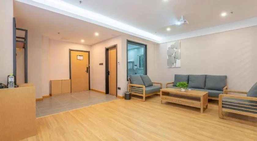 Green Tree Inn Express Weifang Zhucheng Longyuan Shangcheng