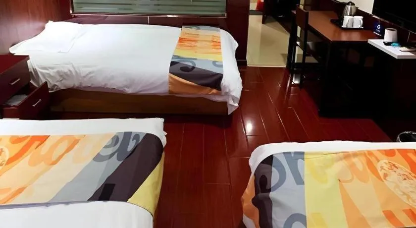 Bed in Shell Hotel Nanjing Mingfa Square Metro Station