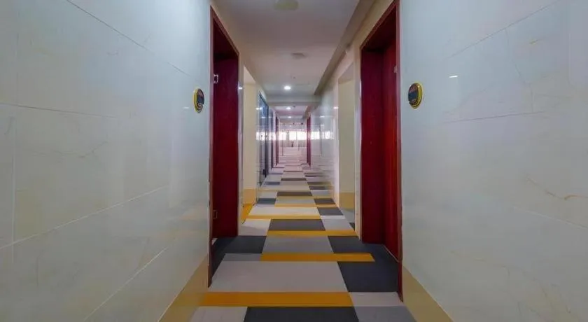 Shell Hotel Nanjing Mingfa Square Metro Station