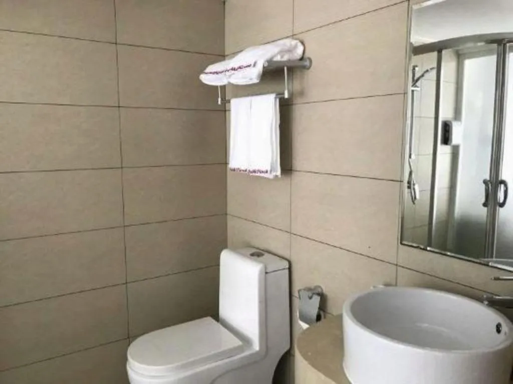 Shell Hotel Shanghai Minhang District Wenjing Road Metro Station