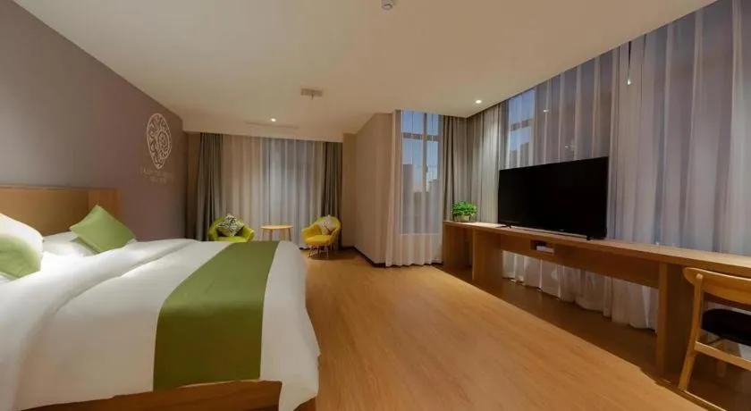 Bed in Shell Hotel Anhui Huaibei Suixi County Economic Development Zone