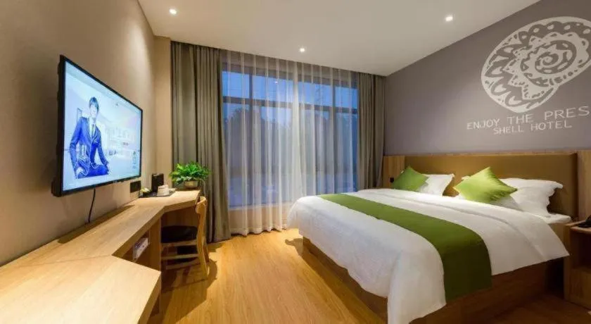 Bed in Shell Hotel Anhui Huaibei Suixi County Economic Development Zone