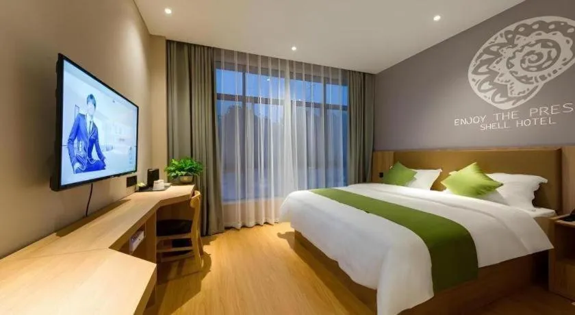 Bed in Shell Hotel Anhui Huaibei Suixi County Economic Development Zone