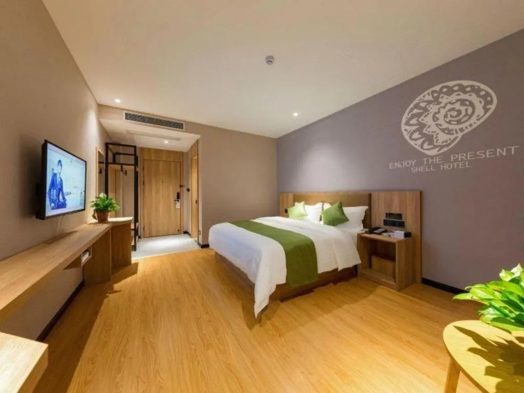 Bed in Shell Hotel Anhui Huaibei Suixi County Economic Development Zone