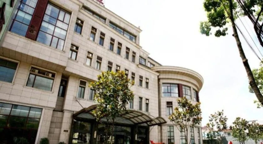 GreenTree Alliance Hotel Shanghai Baoshan District Meilan Lake Yueluo Road