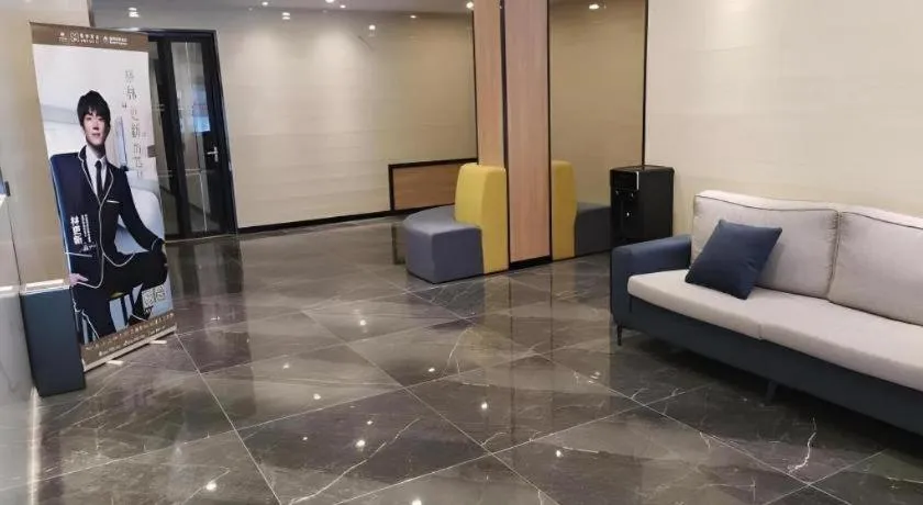 Green Tree Inn Express Jinan Huaiyin District Jingshi Road Children's Hospital