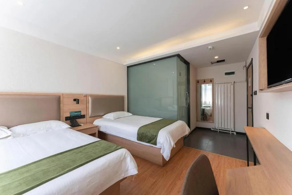 Bed in Green Tree Inn Express Jinan Huaiyin District Jingshi Road Children's Hospital