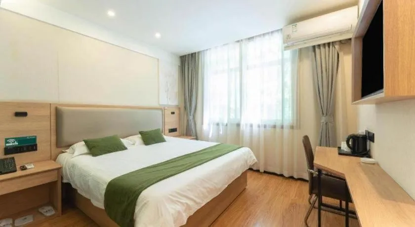 Bed in Green Tree Inn Express Jinan Huaiyin District Jingshi Road Children's Hospital