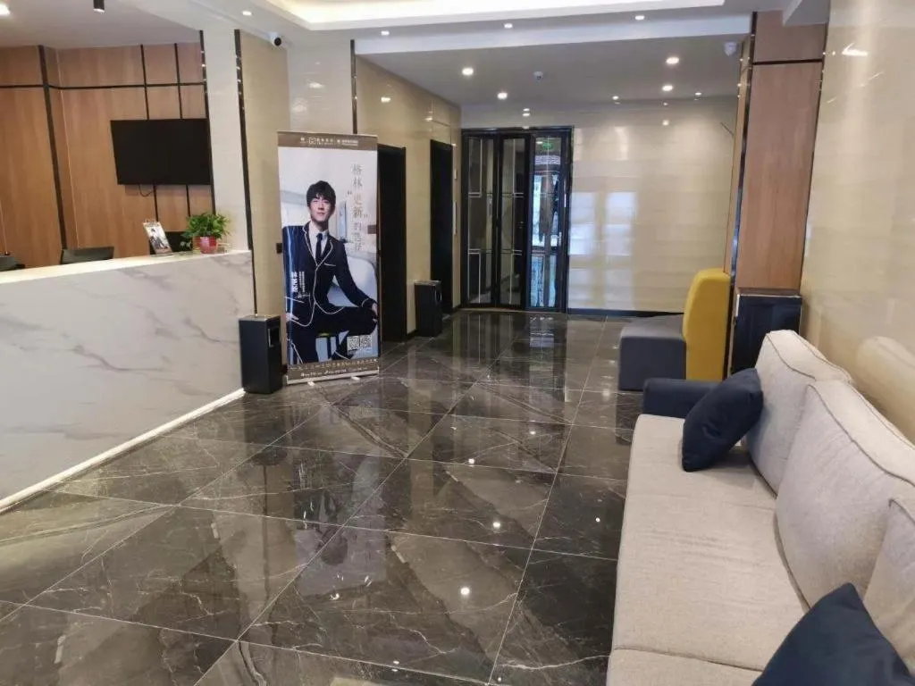 Green Tree Inn Express Jinan Huaiyin District Jingshi Road Children's Hospital