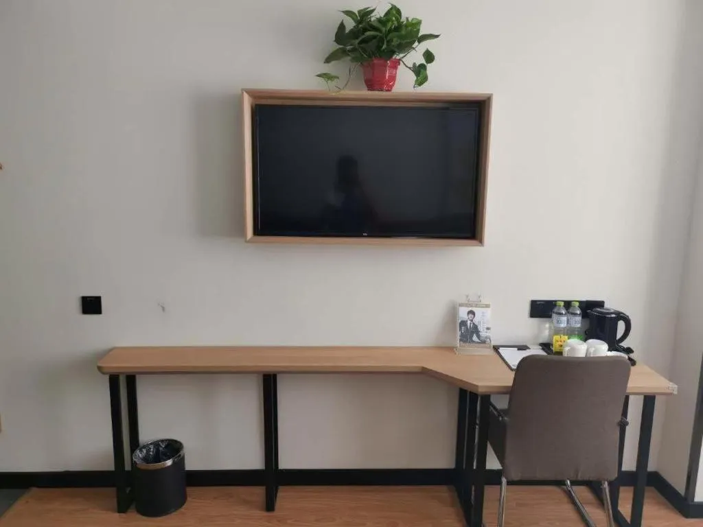 Green Tree Inn Express Jinan Huaiyin District Jingshi Road Children's Hospital