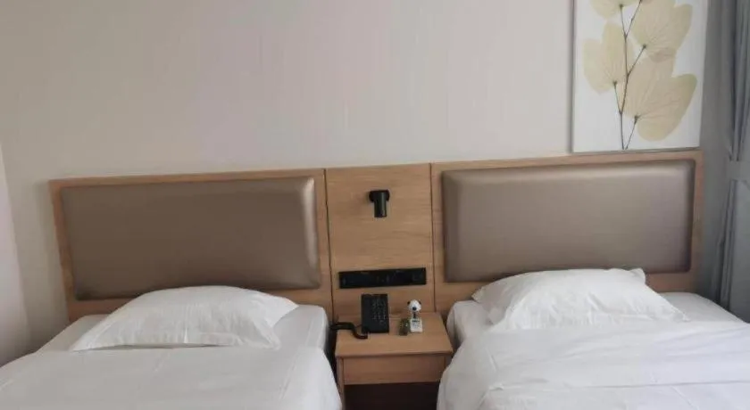 Bed in Green Tree Inn Express Jinan Huaiyin District Jingshi Road Children's Hospital