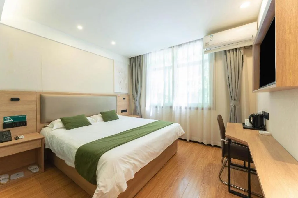 Bed in Green Tree Inn Express Jinan Huaiyin District Jingshi Road Children's Hospital